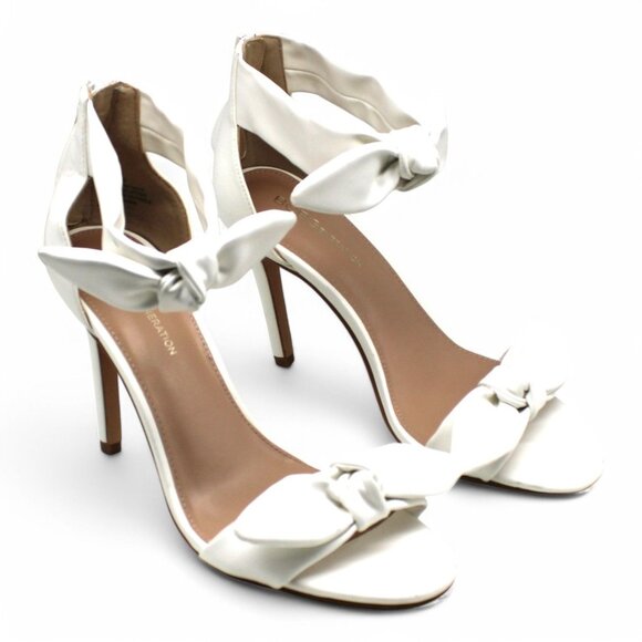 BCBGENERATION Womens White Ankle Strap Padded Bow Accent Jessa Round Toe Stilett - Picture 1 of 8